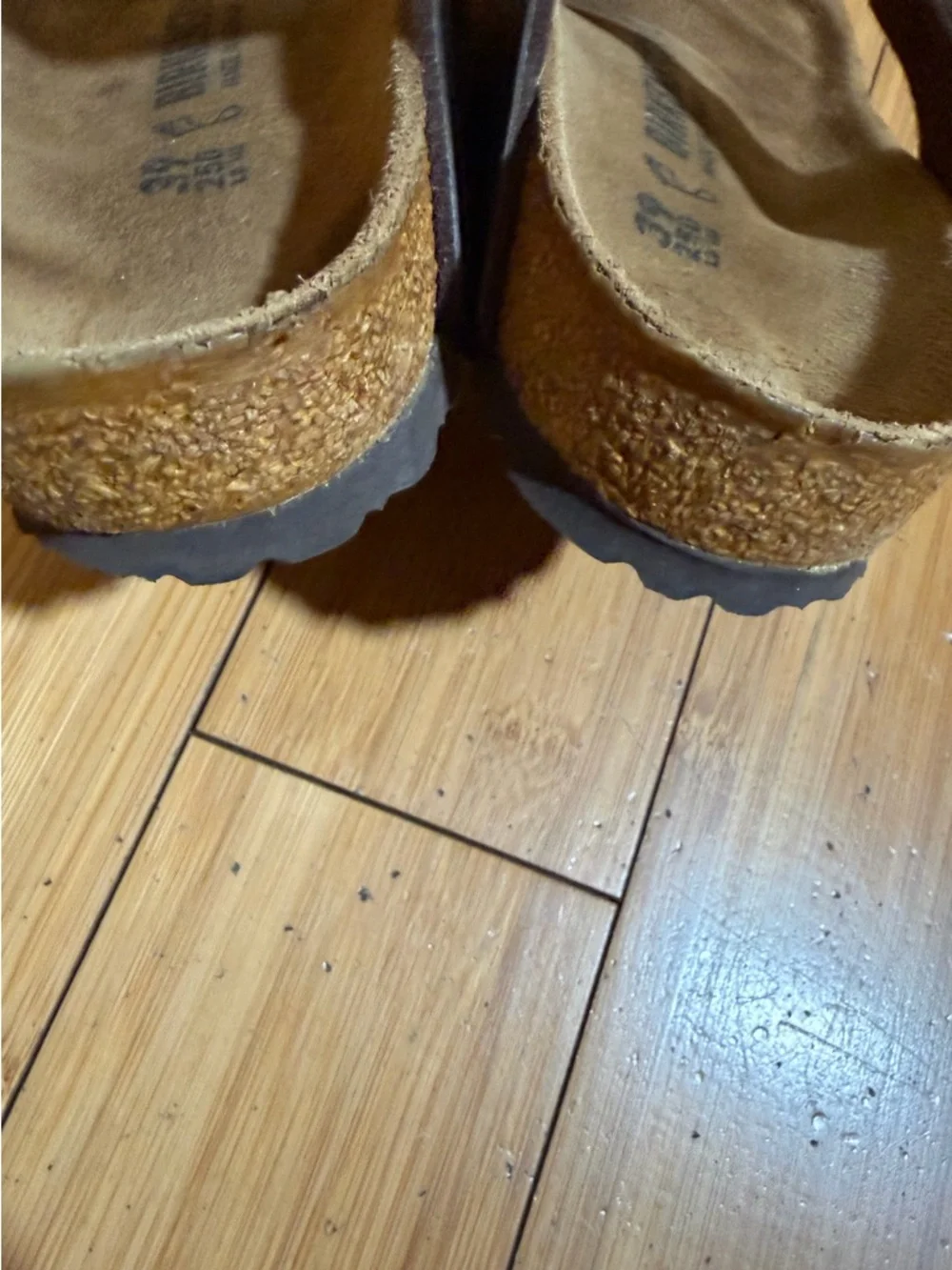 Birkenstock Gizeh Sandal Bronze Size 39 / 8-8.5 - Picture 7 of 16